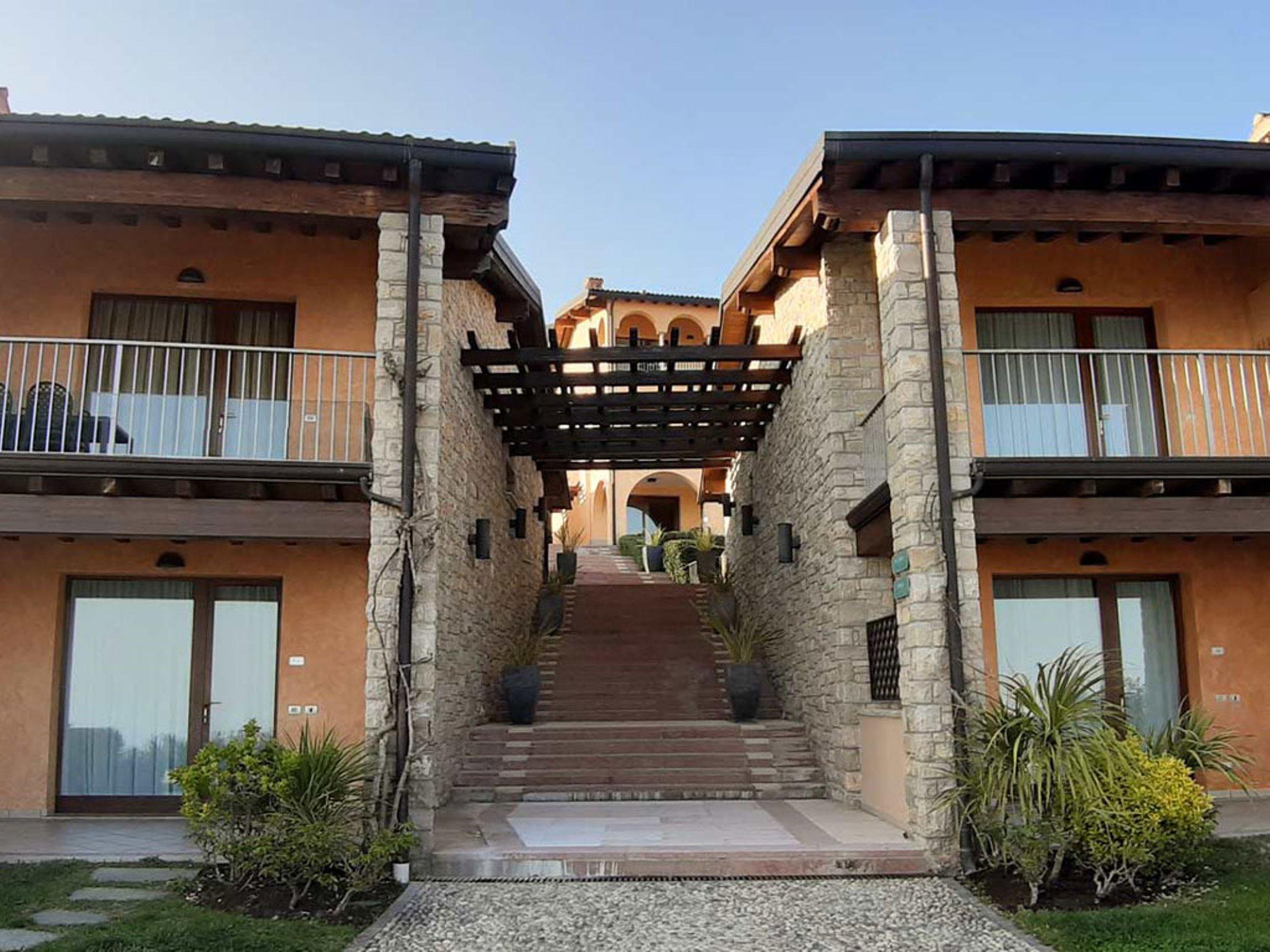 Domina Borgo Degli Ulivi - Garda Lake Gardone Riviera Εξωτερικό φωτογραφία